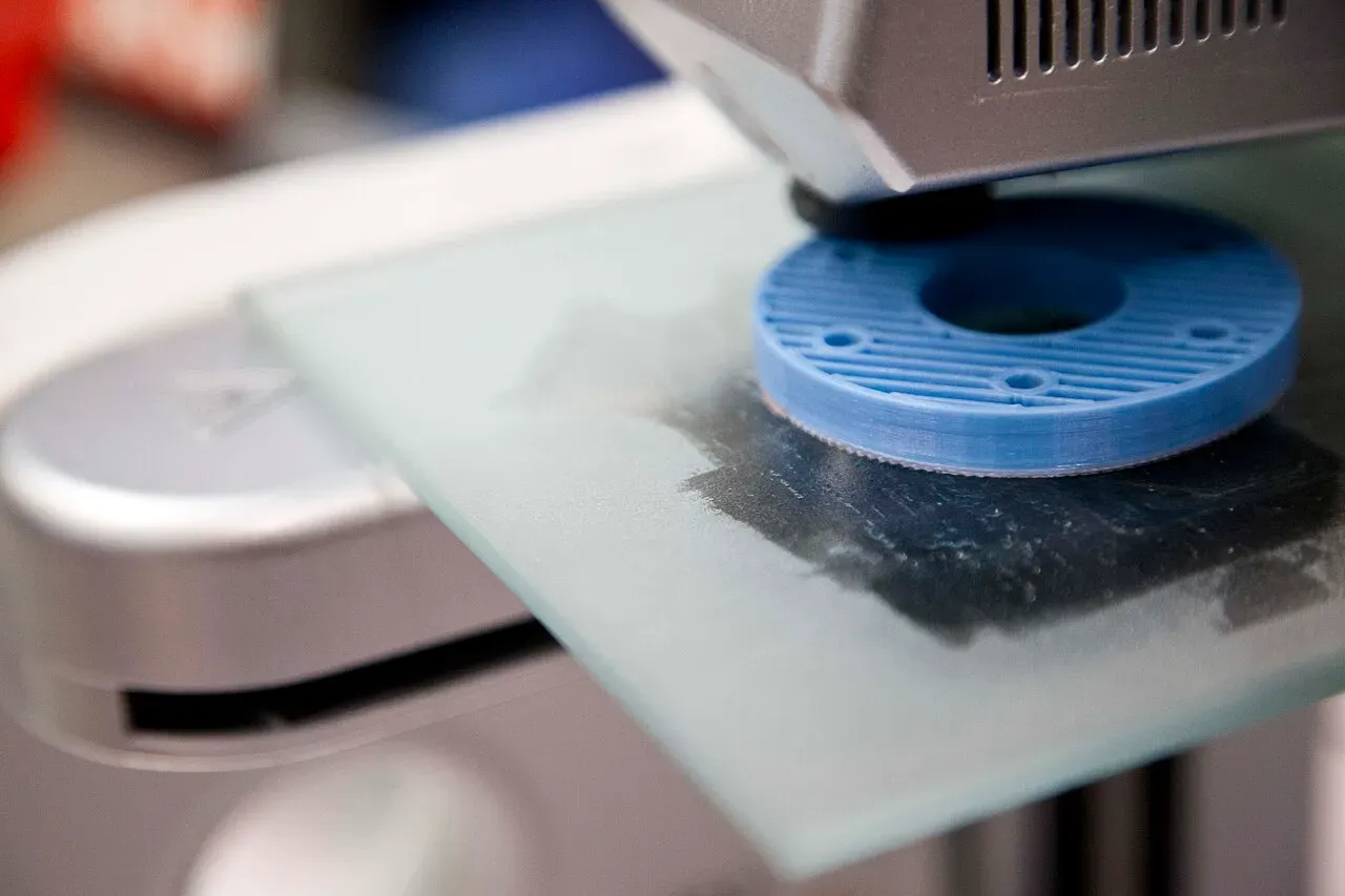 A blue print on a glass bed plate
