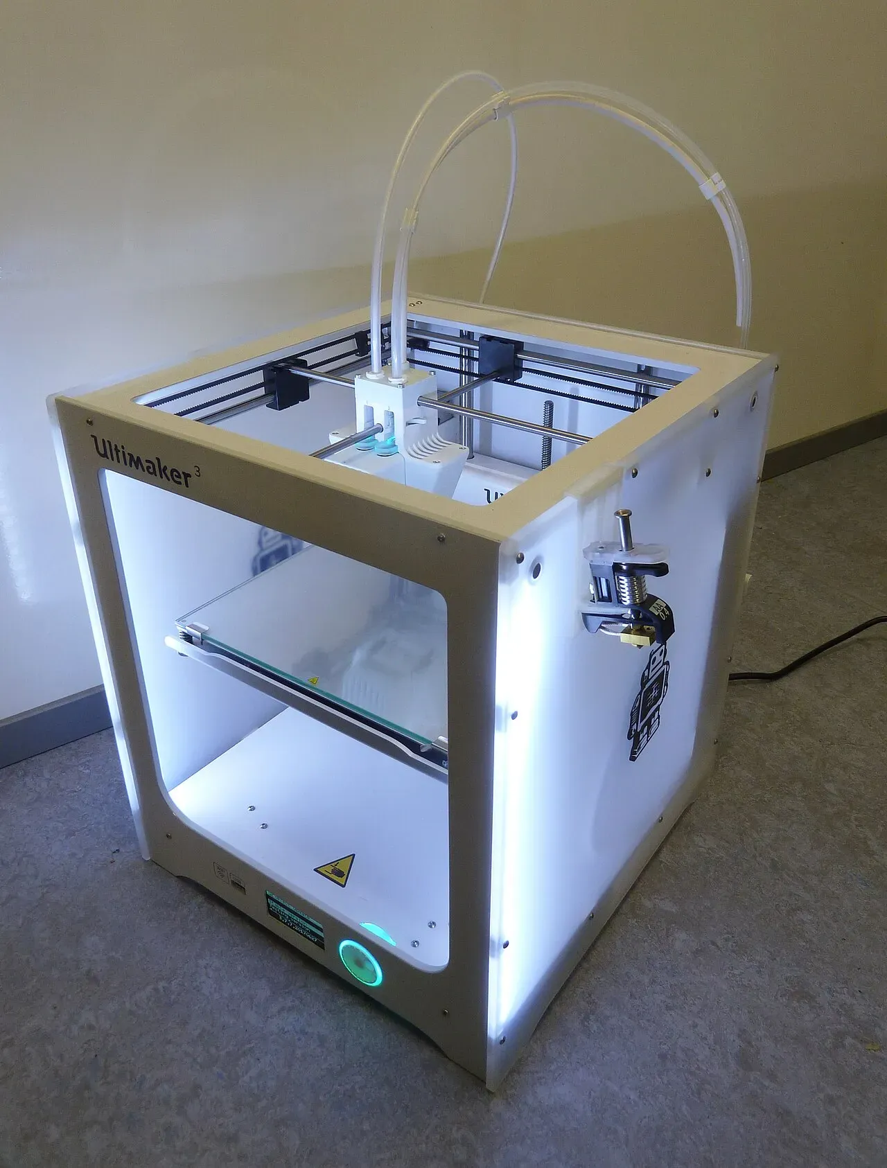 An Ultimaker 3 desktop 3D printer